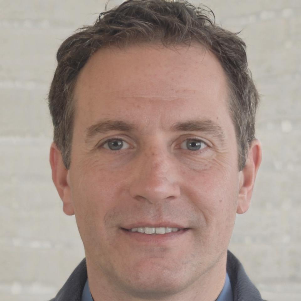 Marc Dubois, expert en finance